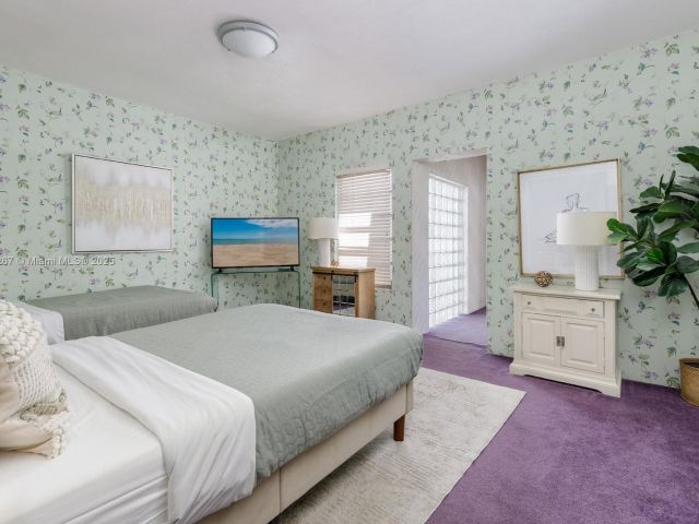 Дом в аренду по адресу 1134 Harrison St - фото 6246932