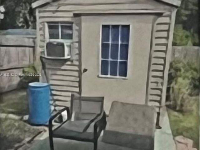 Продажа дома по адресу 12625 NW 1st Ct - фото 6258853