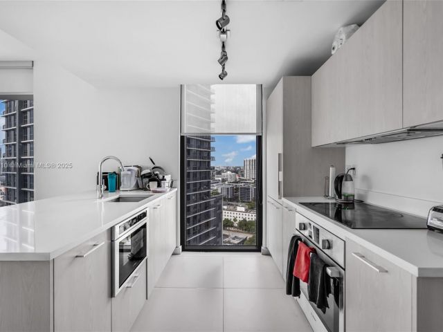 Продажа квартиры #2308 - фото 6247873