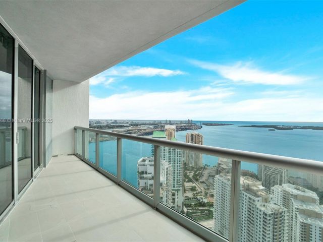 Продажа квартиры #4505 - фото 6263384