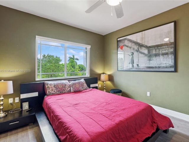 Продажа дома по адресу 19520 SW 206th St - фото 6259275