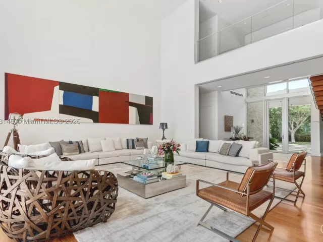 Продажа дома по адресу 30 Palm Ave - фото 9362764