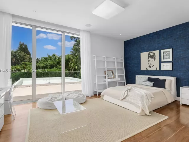 Продажа дома по адресу 30 Palm Ave - фото 9362772