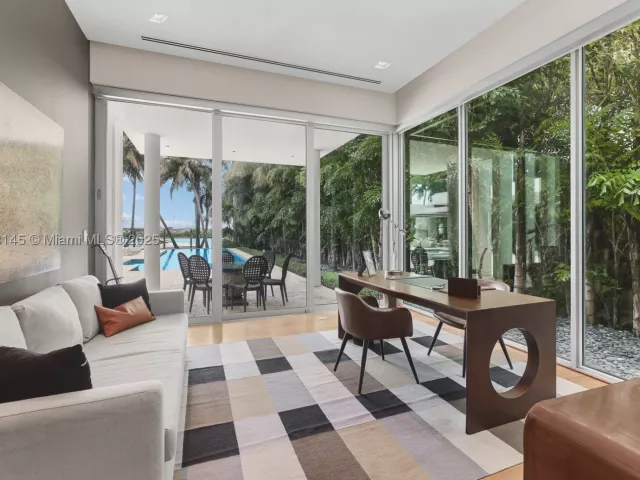 Продажа дома по адресу 30 Palm Ave - фото 9362783