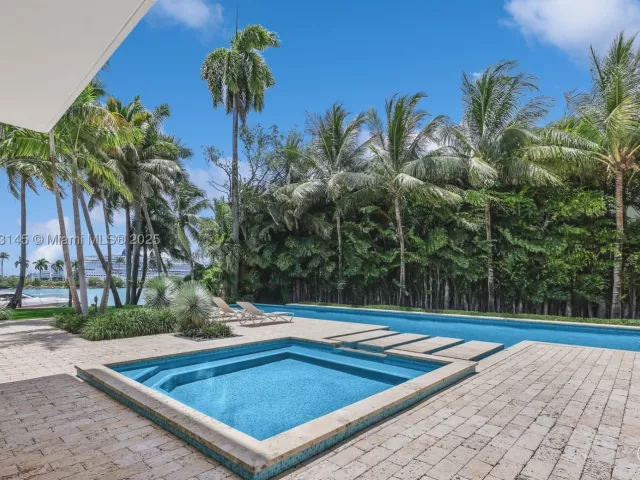 Продажа дома по адресу 30 Palm Ave - фото 9362791
