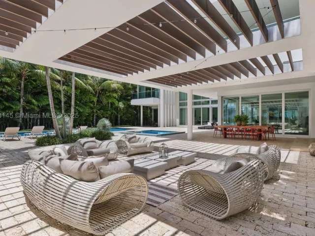 Продажа дома по адресу 30 Palm Ave - фото 9362798