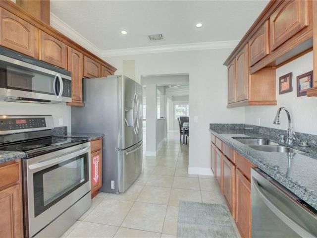 Дом в аренду по адресу 1501 E Fort Lauderdale Beach Blvd - фото 6249919