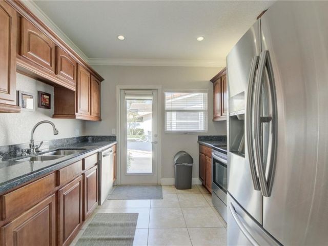 Дом в аренду по адресу 1501 E Fort Lauderdale Beach Blvd - фото 6249920