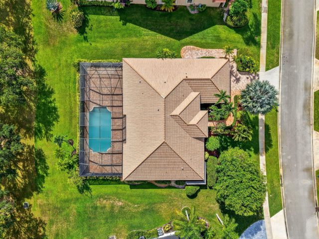 Продажа дома по адресу 10791 River Glenn Drive - фото 6251536