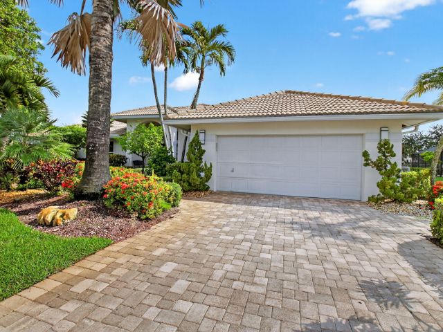 Продажа дома по адресу 10791 River Glenn Drive - фото 6251540