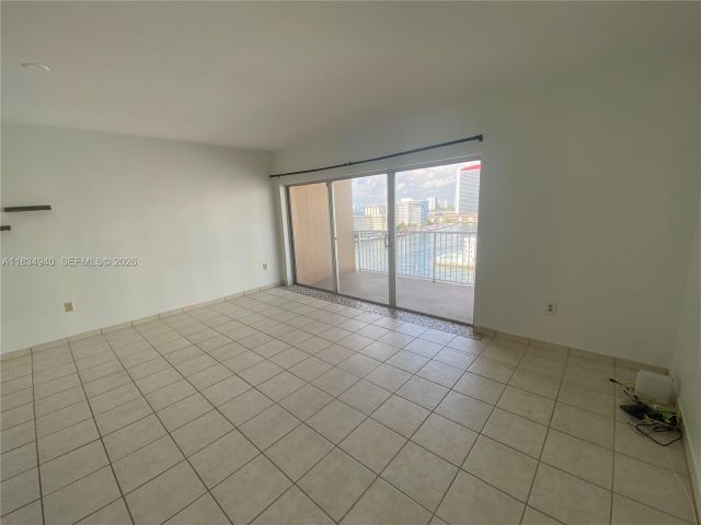 Квартира в аренду номер10L - фото 7430319