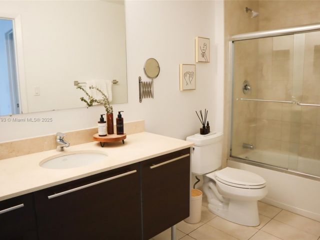 Продажа квартиры #3804 - фото 6251428