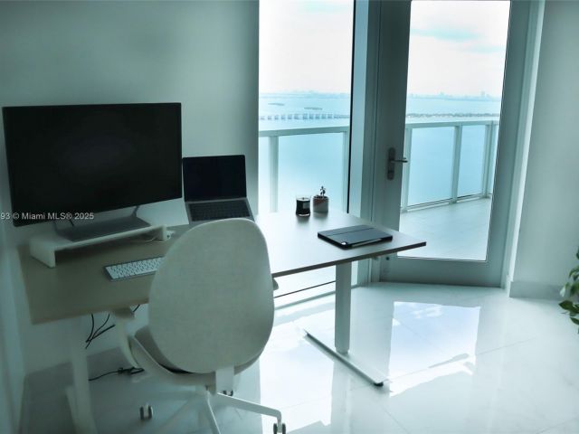 Продажа квартиры #3804 - фото 6251429