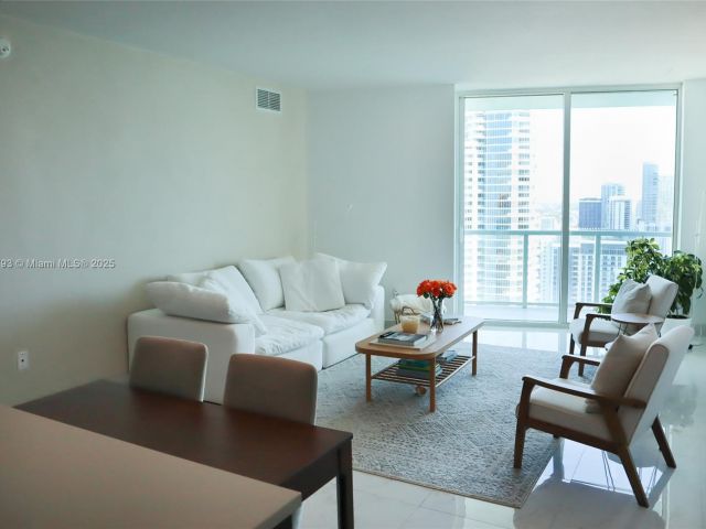 Продажа квартиры #3804 - фото 6251434