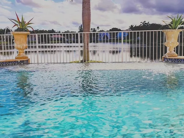 Продажа дома по адресу 3460 SW 52nd St - фото 6354931