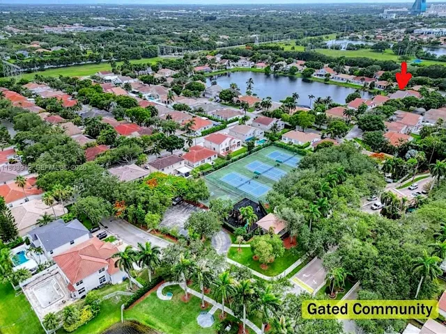 Продажа дома по адресу 3460 SW 52nd St - фото 6354917