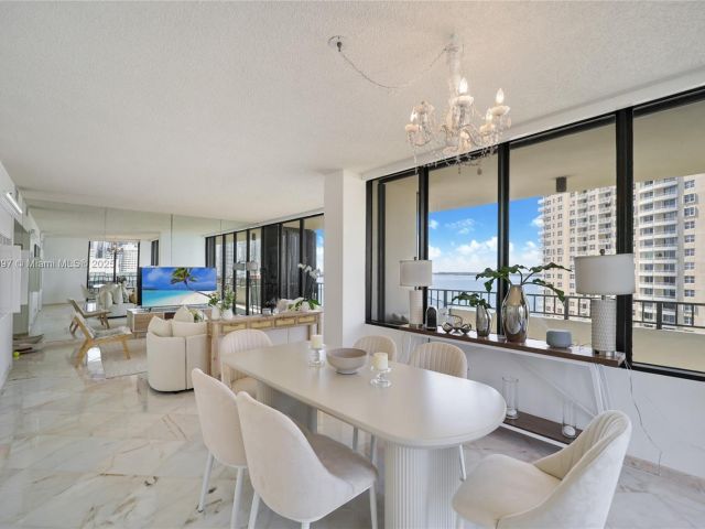 Продажа квартиры #A1115 - фото 6276754