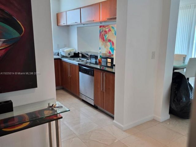 Квартира в аренду номер1912N - фото 6279889