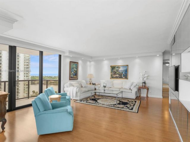 Продажа квартиры #12-E - фото 6263234