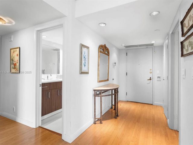 Продажа квартиры #12-E - фото 6263235