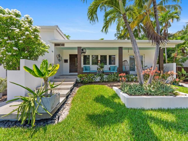 Продажа дома по адресу 1455 NE 4th Avenue - фото 6317913