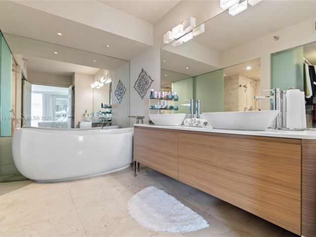 Продажа квартиры #1714 - фото 6266097