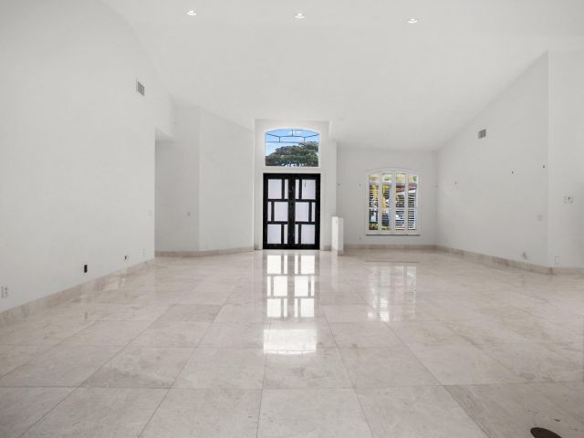 Продажа дома по адресу 910 Parkside Circle N - фото 6263443