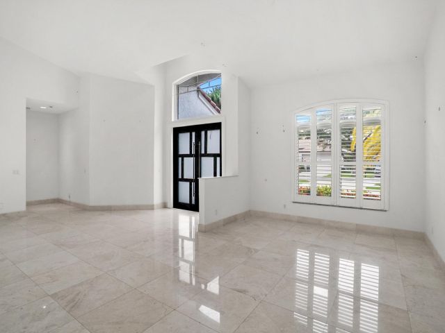 Продажа дома по адресу 910 Parkside Circle N - фото 6263445