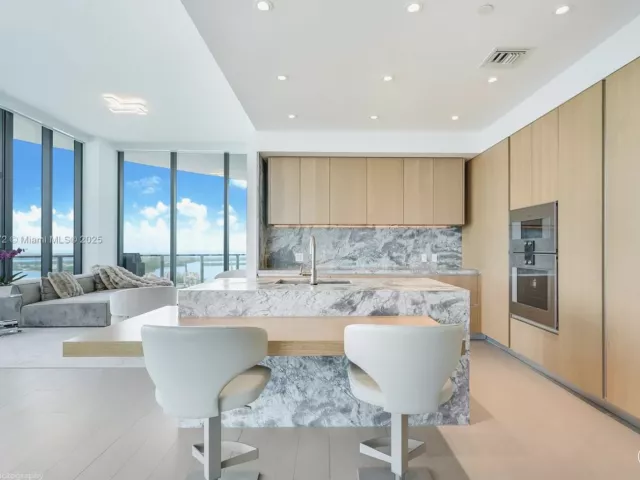 Продажа квартиры #4401 - фото 6259962