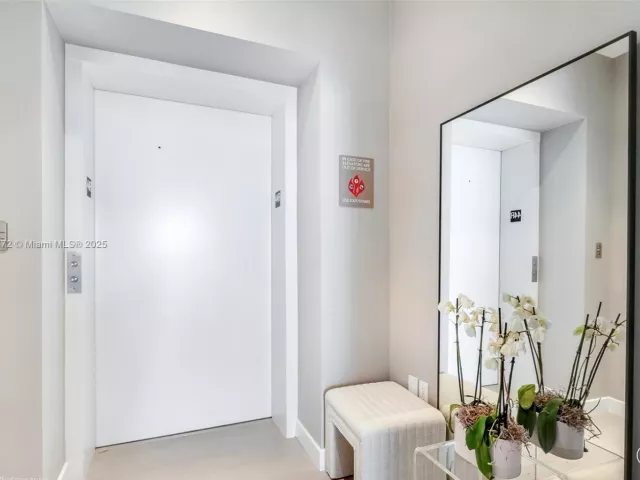 Продажа квартиры #4401 - фото 6259947