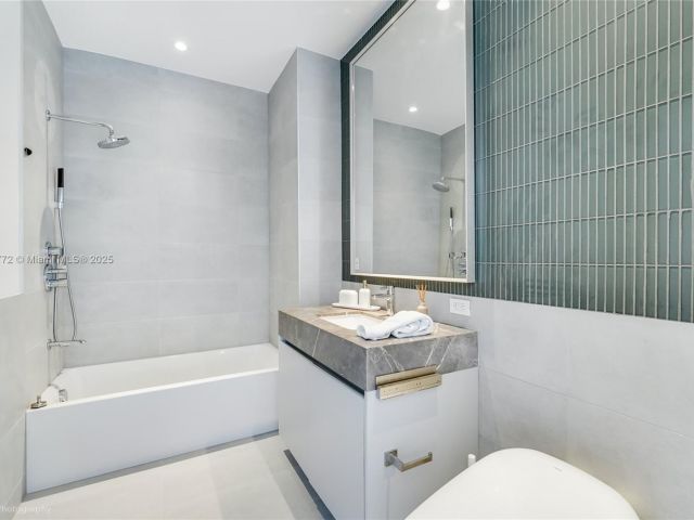 Продажа квартиры #4401 - фото 6259948