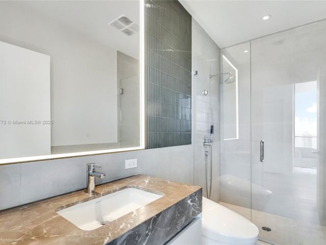 Продажа квартиры #4401 - фото 6259951