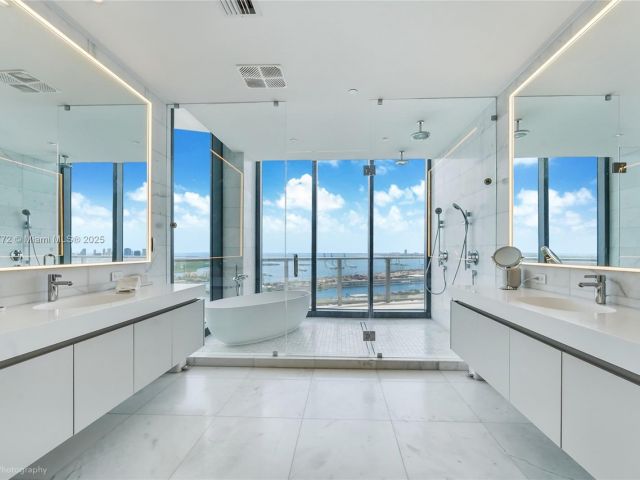 Продажа квартиры #4401 - фото 6259955