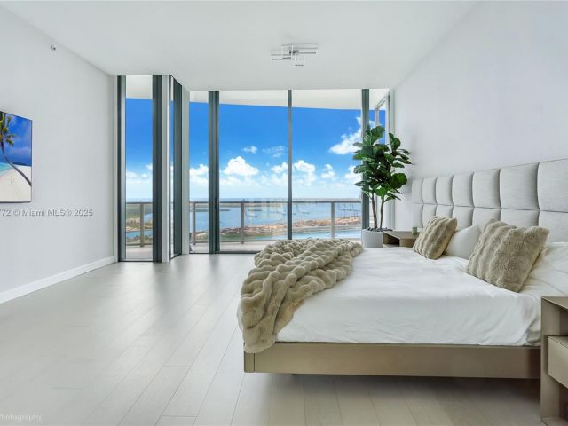 Продажа квартиры #4401 - фото 6259956