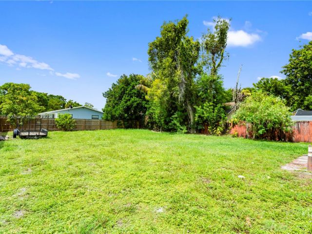 Продажа дома по адресу 5734 Mckinley St - фото 6254848