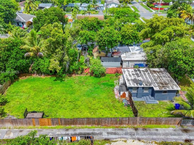 Продажа дома по адресу 5734 Mckinley St - фото 6254850