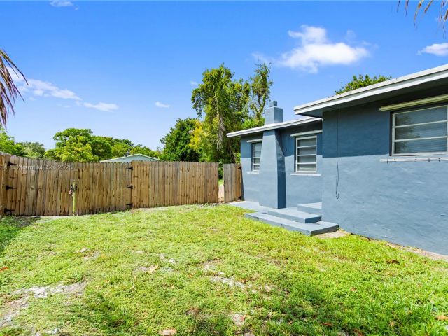 Продажа дома по адресу 5734 Mckinley St - фото 6254853