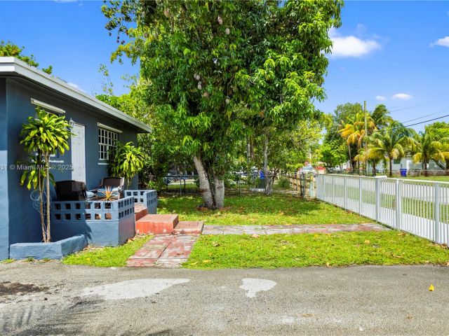 Продажа дома по адресу 5734 Mckinley St - фото 6254855