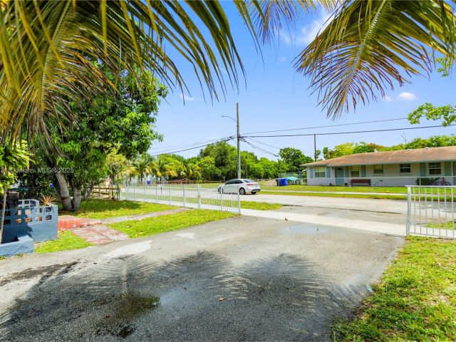 Продажа дома по адресу 5734 Mckinley St - фото 6254856