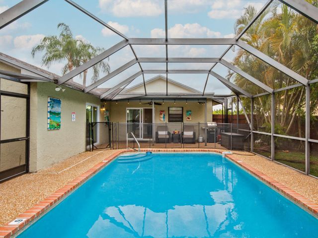 Дом в аренду по адресу 7460 San Clemente Place - фото 6255337