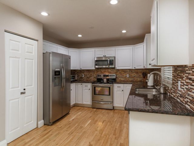 Дом в аренду по адресу 7460 San Clemente Place - фото 6255347