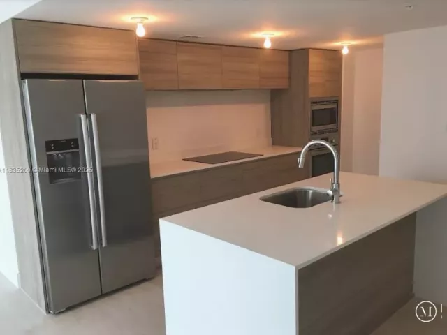 Продажа квартиры #607 - фото 6257048