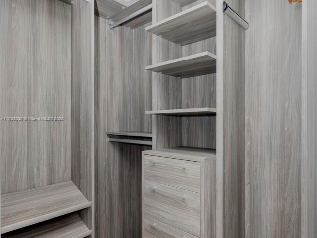 Продажа квартиры #2210 - фото 6258056