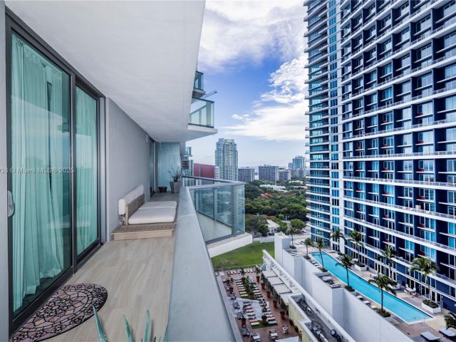 Продажа квартиры #2210 - фото 6258062