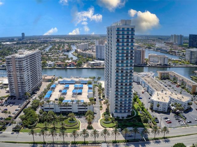 Продажа квартиры #901 - фото 6256303