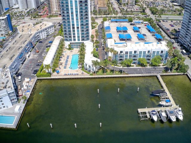 Продажа квартиры #901 - фото 6256306