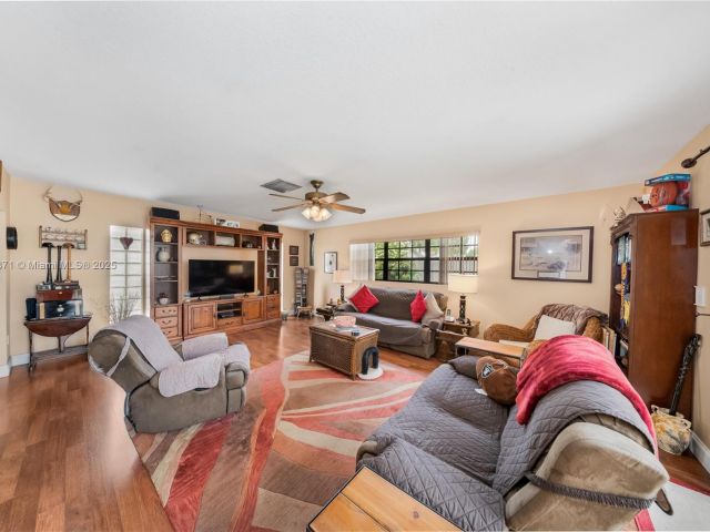 Продажа дома по адресу 11193 SW 113 TER - фото 6285285