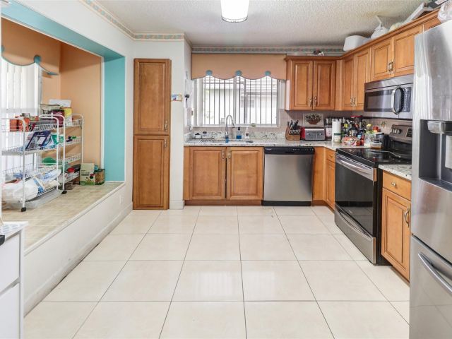 Продажа дома по адресу 22488 Overture Cir - фото 6275952