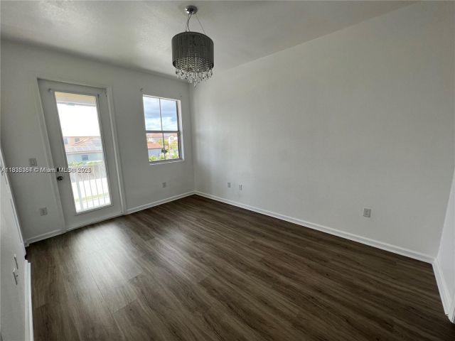 Продажа дома по адресу 24257 SW 117th Ave - фото 6255432