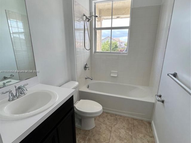 Продажа дома по адресу 24257 SW 117th Ave - фото 6255436